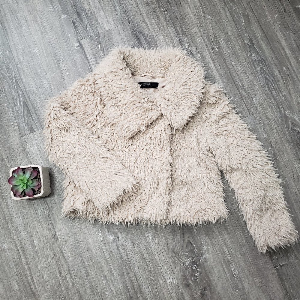 Zara Basic * Faux Fur Teddy Coat * Wrap Front Sz M